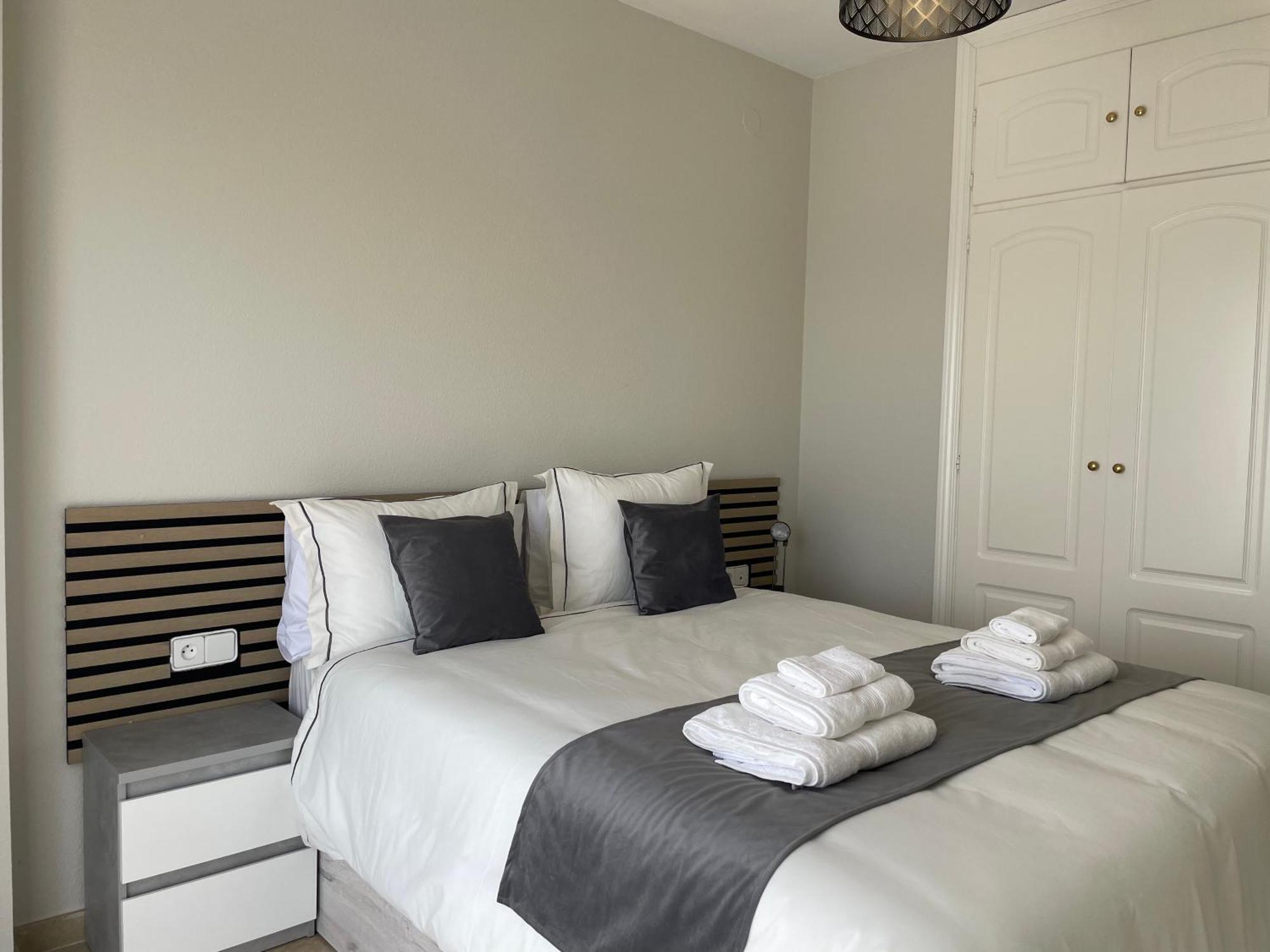 Apartamento En Marina Duquesa Castillo de Sabinillas ภายนอก รูปภาพ