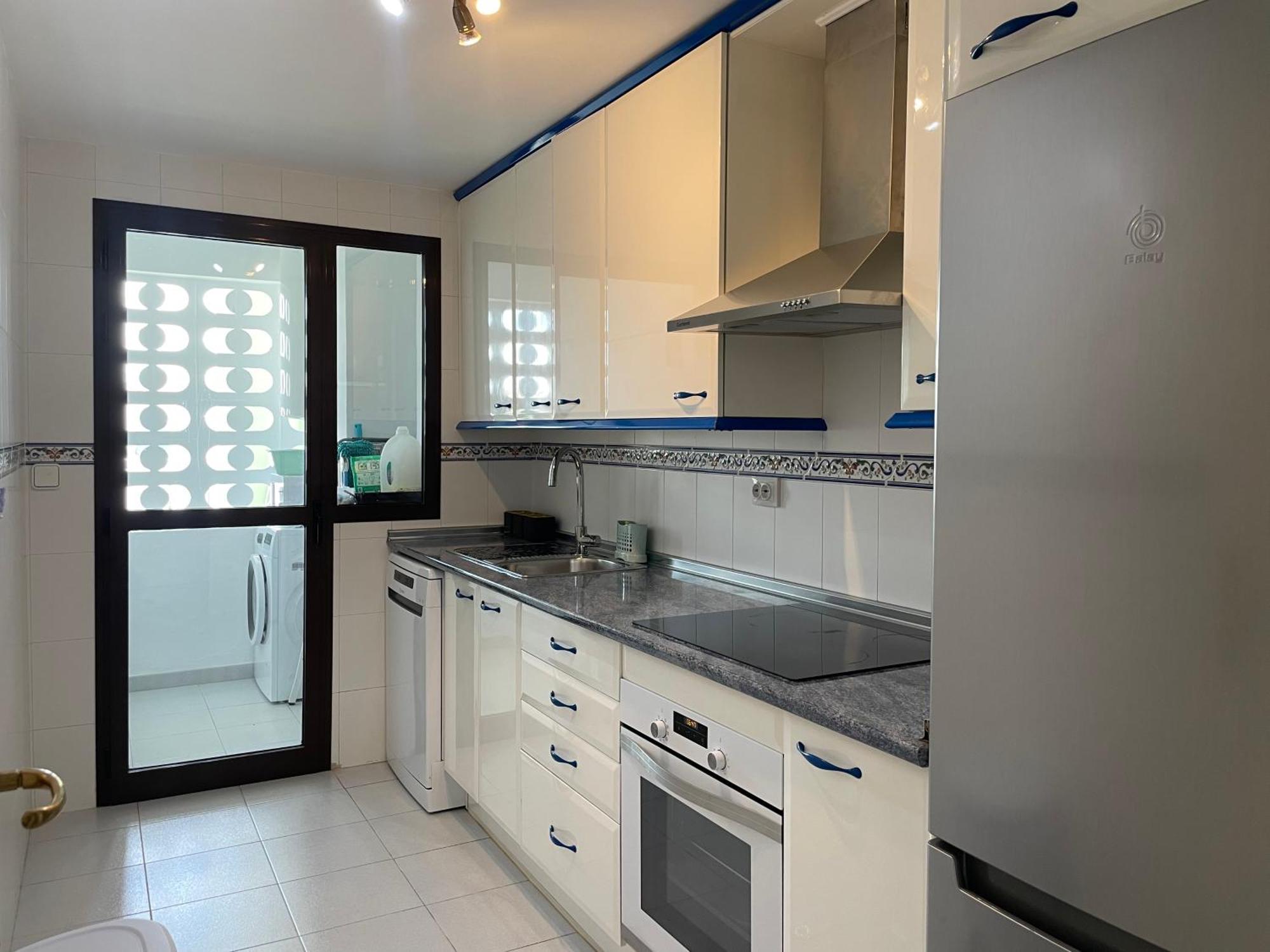 Apartamento En Marina Duquesa Castillo de Sabinillas ภายนอก รูปภาพ