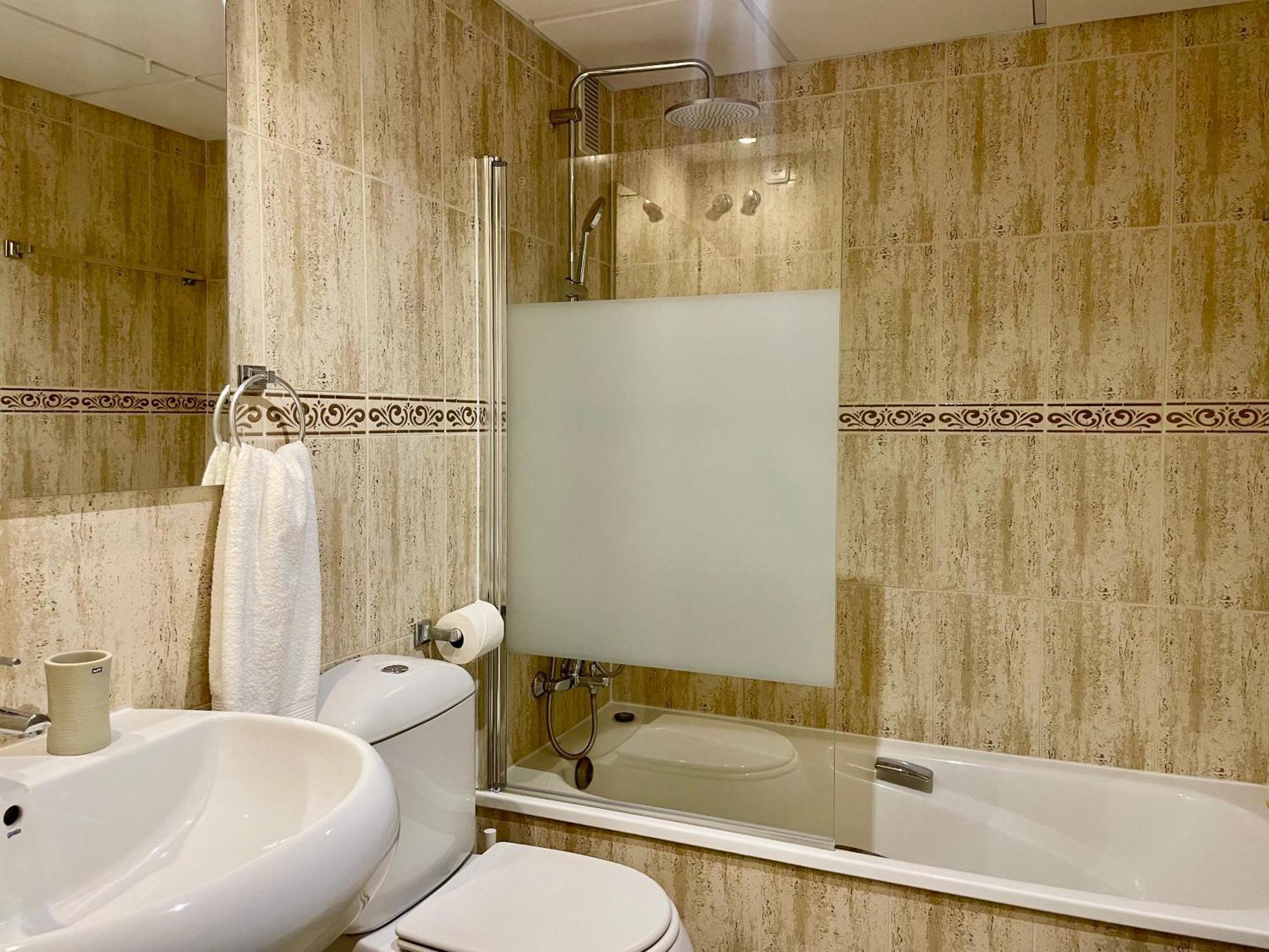 Apartamento En Marina Duquesa Castillo de Sabinillas ภายนอก รูปภาพ