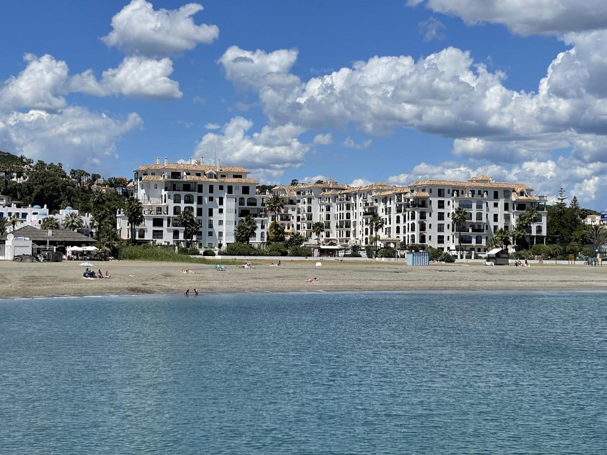 Apartamento En Marina Duquesa Castillo de Sabinillas ภายนอก รูปภาพ